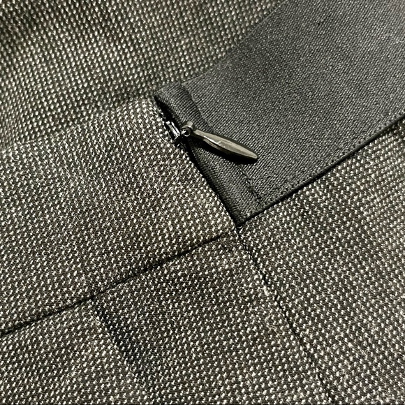 Babaton
Ivy Pant - Heather Charcoal - Picture 5 of 6